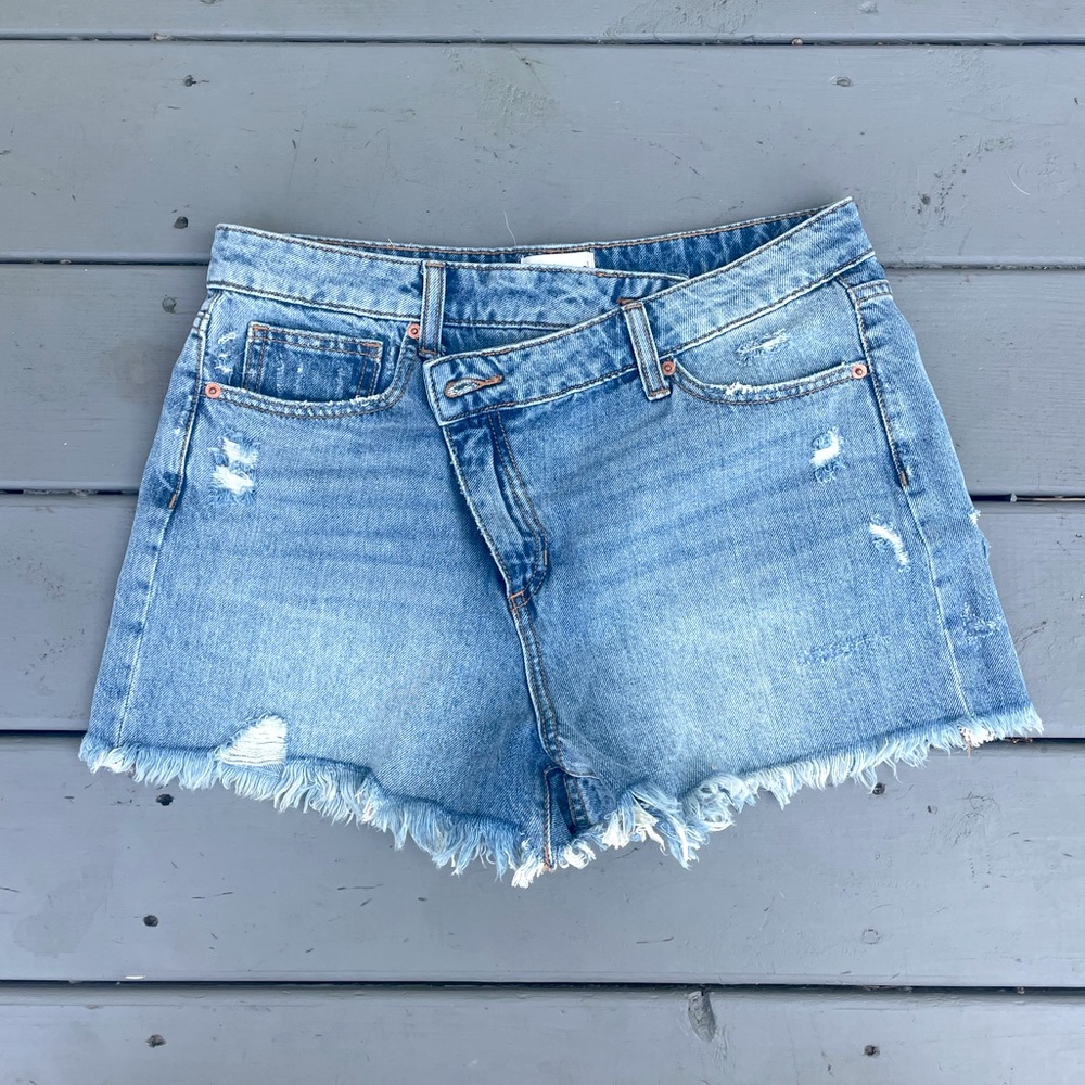 FRANCESCAS Asymmetric Jean Shorts Size Medium 🧡
